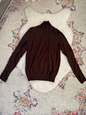 Women’s Brown Turtleneck Sweater - Classic Minimalist
